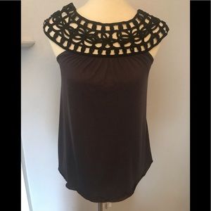 Embroidered neck charcoal tank
